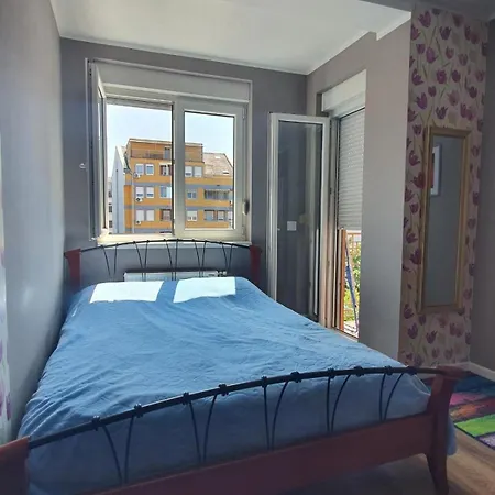 K18 Apartment, Spacious, In The Center, With Parking, 83 Sqm Apartamento *